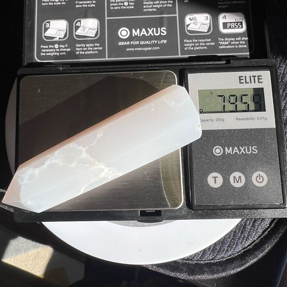 Milk Quartz Crystal Tower Meditation Stone - Picture 12 of 13